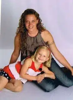 A photo of Sarah Garde and her daughter Vivian